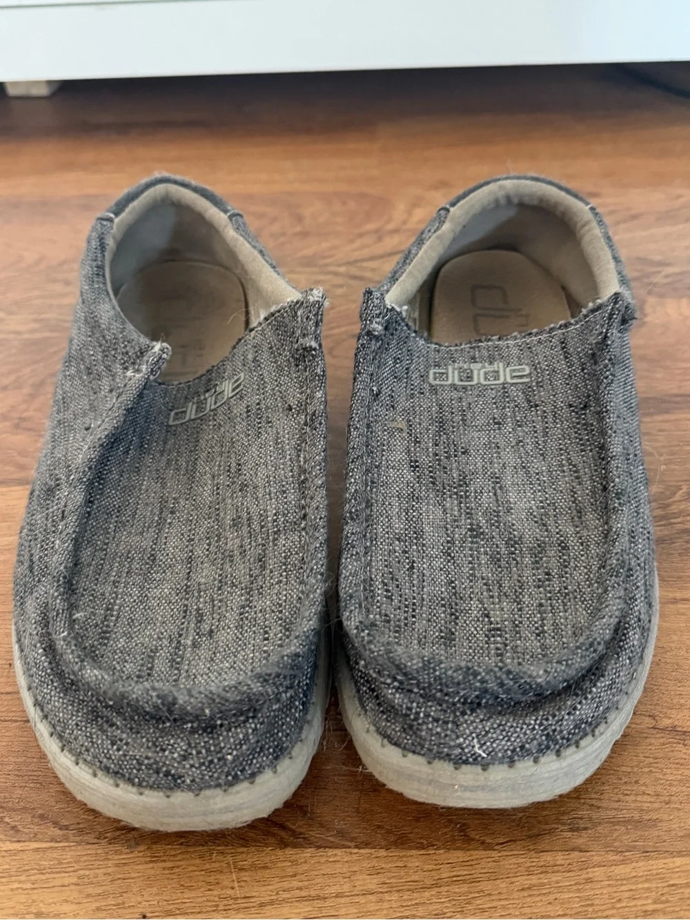 Hey Dude Mens Heathered Gray Slip-On Sneakers Size 10